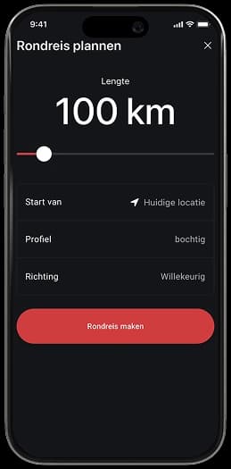 Smartphone-Display unserer Motorradnavigation zeigt die Planung einer 100-km-Rundtour – erstelle mit dem Motorrad-Routenplaner individuelle Touren über kurvige Straßen und durch schöne Landschaften.